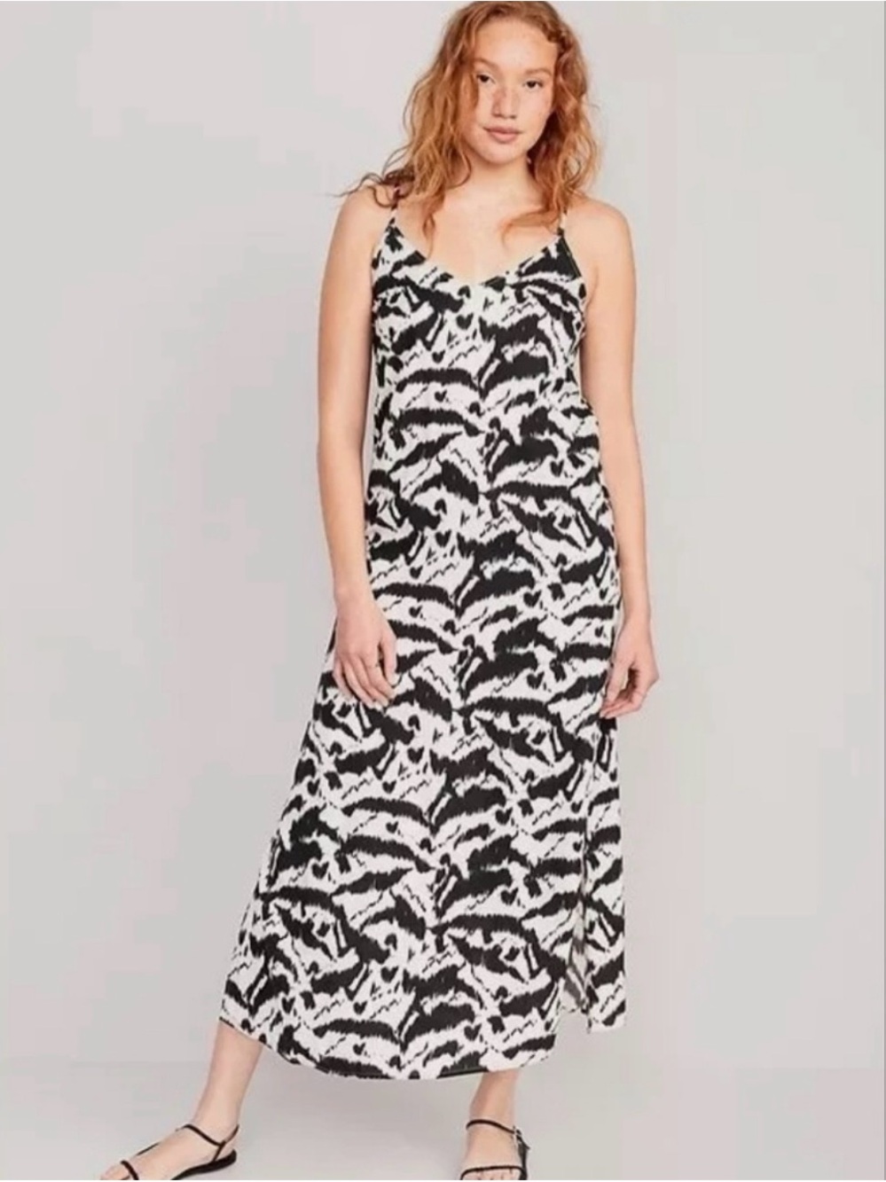 Old Navy size small back tie, slit side dress